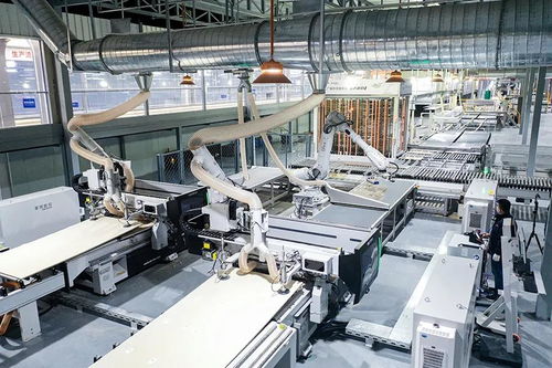 星辉数控智能工厂陕西项目2021实景 智能制造新纪元，助您“牛”转钱坤